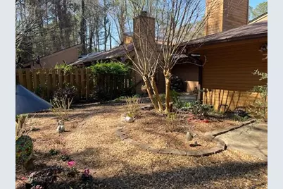 831 Lake Hollow Boulevard SW, Marietta, GA 30064 - Photo 14