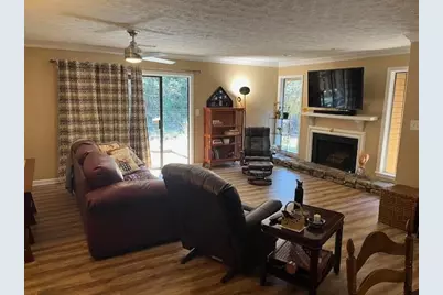 831 Lake Hollow Boulevard SW, Marietta, GA 30064 - Photo 6