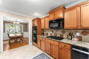 455 Freyer Dr NE, Marietta, GA 30060 - Photo 10