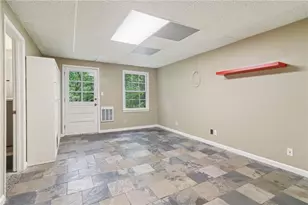 718 Haralson Dr SW, Lilburn, GA 30047 - Photo 60