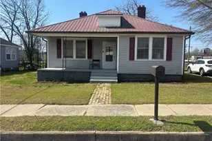 201 Snyder Ave, Elberton, GA 30635 - Photo 1