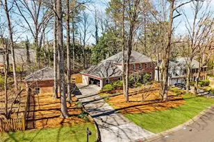 560 Park Ln SE, Marietta, GA 30067 - Photo 2