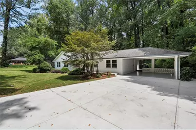 2233 Clairmont Road NE, Atlanta, GA 30329 - Photo 36
