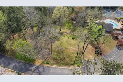 2092 Powers Ferry Trace SE, Marietta, GA 30067 - Photo 24