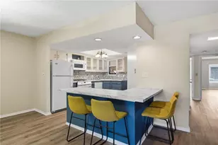 2092 Powers Ferry Trce SE, Marietta, GA 30067 - Photo 2