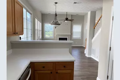 736 Bedford, Woodstock, GA 30188 - Photo 4