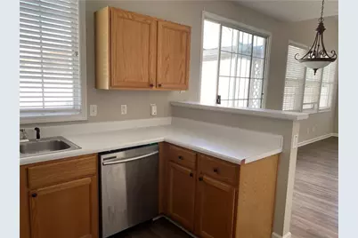 736 Bedford, Woodstock, GA 30188 - Photo 6