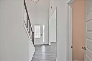 7428 Rocklin Ln, Flowery Branch, GA 30542 - Photo 8