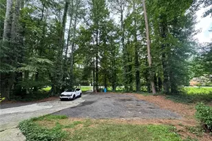5298 Miller Rd SW, Lilburn, GA 30047 - Photo 20