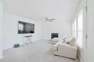 3415 Framingham Dr, Lithonia, GA 30038 - Photo 10