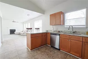 3415 Framingham Dr, Lithonia, GA 30038 - Photo 14