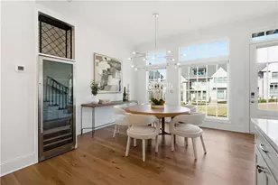 6832 Crescendo Ct, Atlanta, GA 30328 - Photo 4