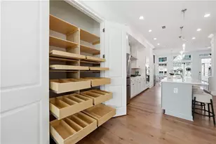 6832 Crescendo Ct, Atlanta, GA 30328 - Photo 14