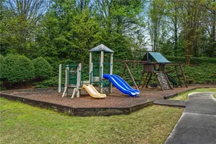 1140 Winthrope Chase Dr, Alpharetta, GA 30009 - Photo 34