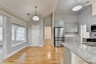 1075 Prestonwood Dr, Lawrenceville, GA 30043 - Photo 12