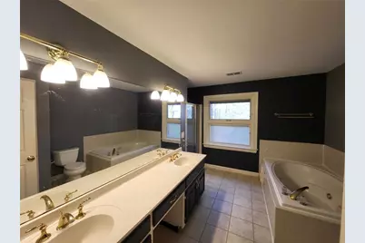 2438 Kings Arms Drive NE, Atlanta, GA 30345 - Photo 12