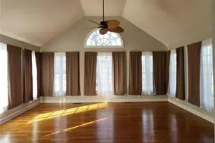 2438 Kings Arms Dr NE, Atlanta, GA 30345 - Photo 8