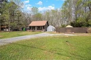 91 Oak Hill Dr NE, White, GA 30184 - Photo 2