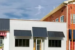 122 N 3rd Ave, Chatsworth, GA 30705 - Photo 1