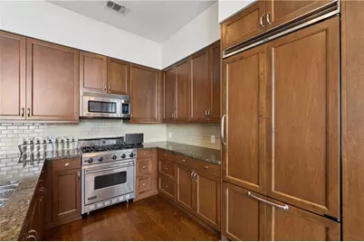 3630 Peachtree Road NE #1809, Atlanta, GA 30326 - Photo 12