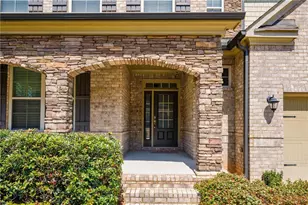 1667 Greenspring Ct, Hoschton, GA 30548 - Photo 2