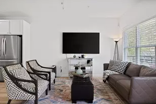 2874 Barnett Ct NW, Atlanta, GA 30318 - Photo 8