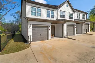 2874 Barnett Ct NW, Atlanta, GA 30318 - Photo 2