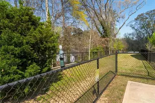 2874 Barnett Ct NW, Atlanta, GA 30318 - Photo 28