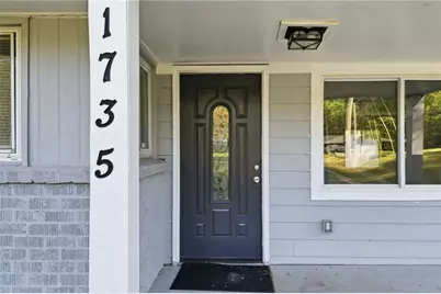 1735 Carter Circle, Atlanta, GA 30344 - Photo 4