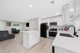 1735 Carter Cir, Atlanta, GA 30344 - Photo 8