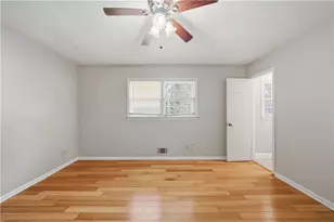 2937 Pebble Ln, Snellville, GA 30078 - Photo 14