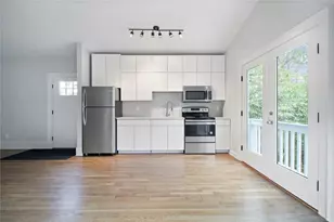 940 St Charles Ave NE, Atlanta, GA 30306 - Photo 6