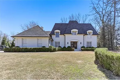 197 Club Drive, Gainesville, GA 30506 - Photo 2