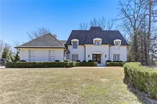 197 Club Dr, Gainesville, GA 30506 - Photo 2