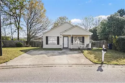 280 Courtyard Circle, Winder, GA 30680 - Photo 2