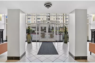 2479 Peachtree Road NE #1517, Atlanta, GA 30305 - Photo 26