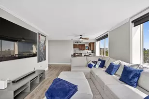 2479 Peachtree Rd NE, Atlanta, GA 30305 - Photo 10