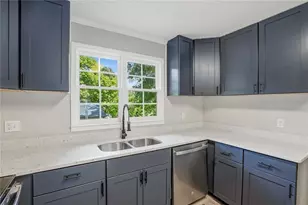 110 South St, Dallas, GA 30132 - Photo 12