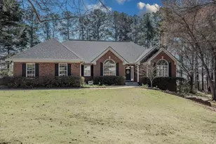 2199 Cedar Lake Ct, Loganville, GA 30052 - Photo 2