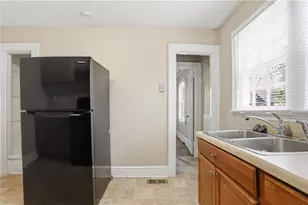 868 Rochelle Dr SW, Atlanta, GA 30310 - Photo 18