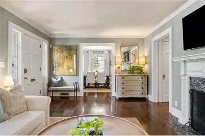 2389 Hurst Drive NE, Atlanta, GA 30305 - Photo 6