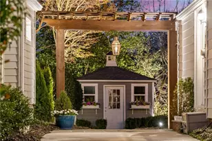 2389 Hurst Dr NE, Atlanta, GA 30305 - Photo 40