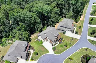 925 Settles Creek Way, Suwanee, GA 30024 - Photo 96