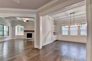 925 Settles Creek Way, Suwanee, GA 30024 - Photo 10