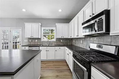 1304 Kirkwood Lane, Smyrna, GA 30082 - Photo 16