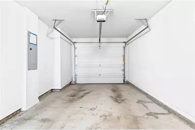 1736 Liberty Parkway NW, Atlanta, GA 30318 - Photo 30