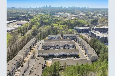 1736 Liberty Parkway NW, Atlanta, GA 30318 - Photo 40