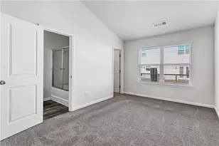 1736 Liberty Pkwy NW, Atlanta, GA 30318 - Photo 18