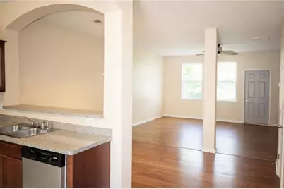 1402 Bayrose Circle #2B, East Point, GA 30344 - Photo 2