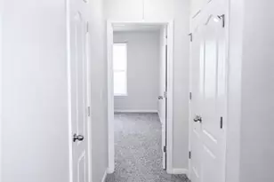 1402 Bayrose Cir, East Point, GA 30344 - Photo 10